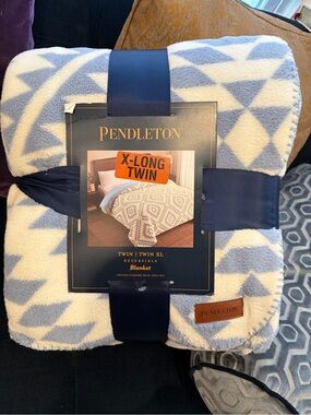 Pendleton Twin X-Long Oversized Reversible Blanket - 68 x 90" New with Tags